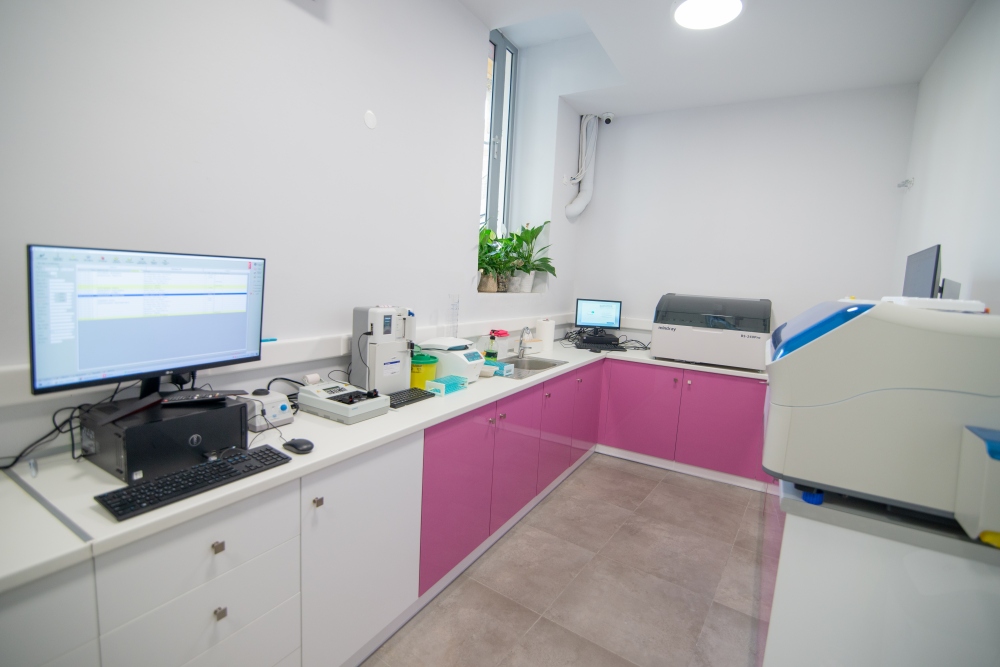 Μικροβιολογικό Καρακάση Μοίρες Ηρακλείου Μικροβιολόγος